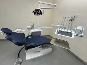 Dental Chair Unit High Quality Smooth-Opearting in Dental Clinic