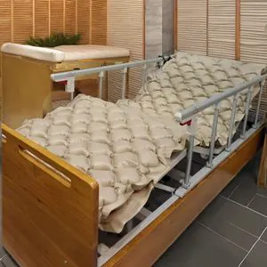 Comfortable Patient Air Mattress with Massage and Bubble Therapy